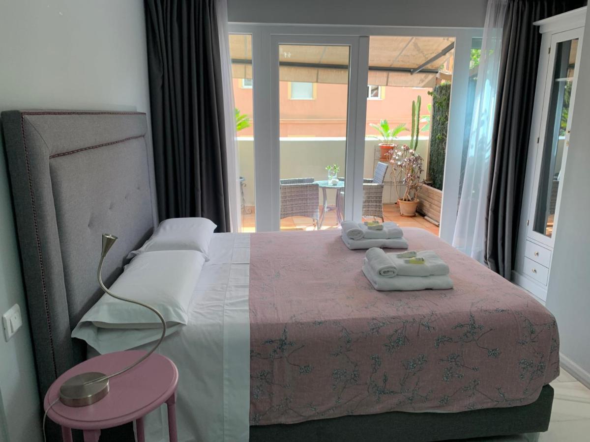 Kentia Rooms Malaga Ngoại thất bức ảnh
