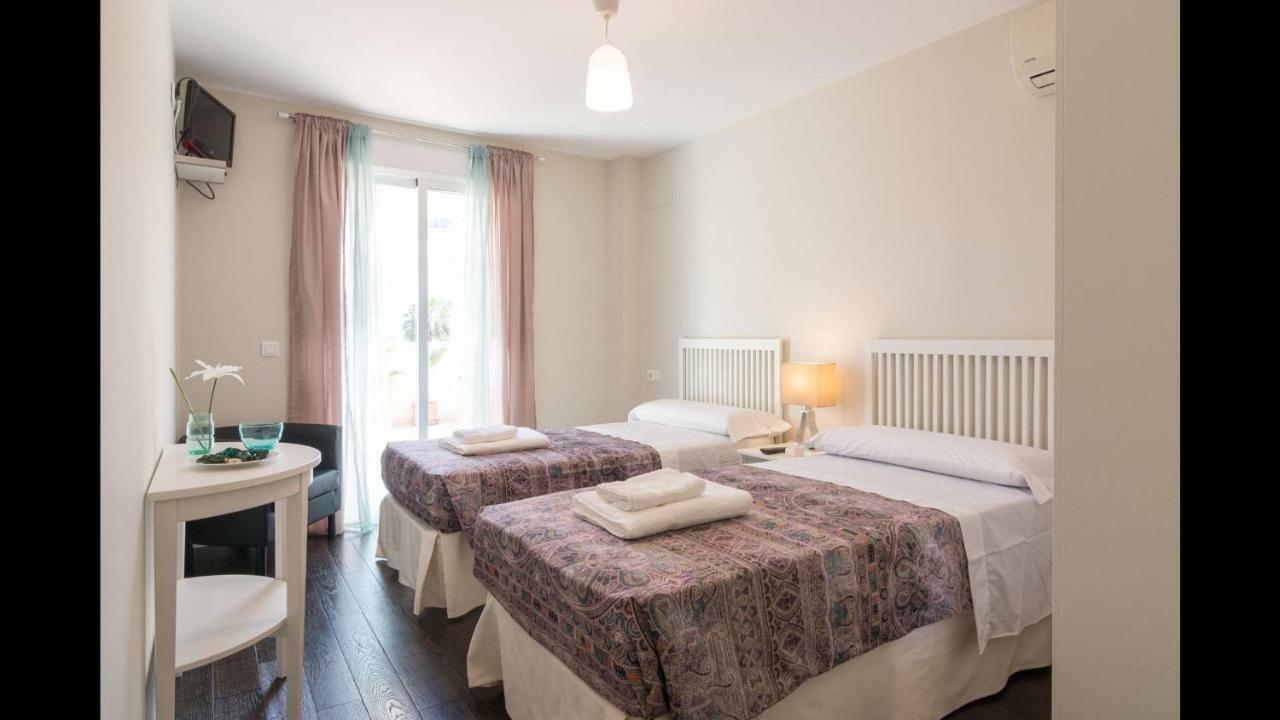 Kentia Rooms Malaga Ngoại thất bức ảnh