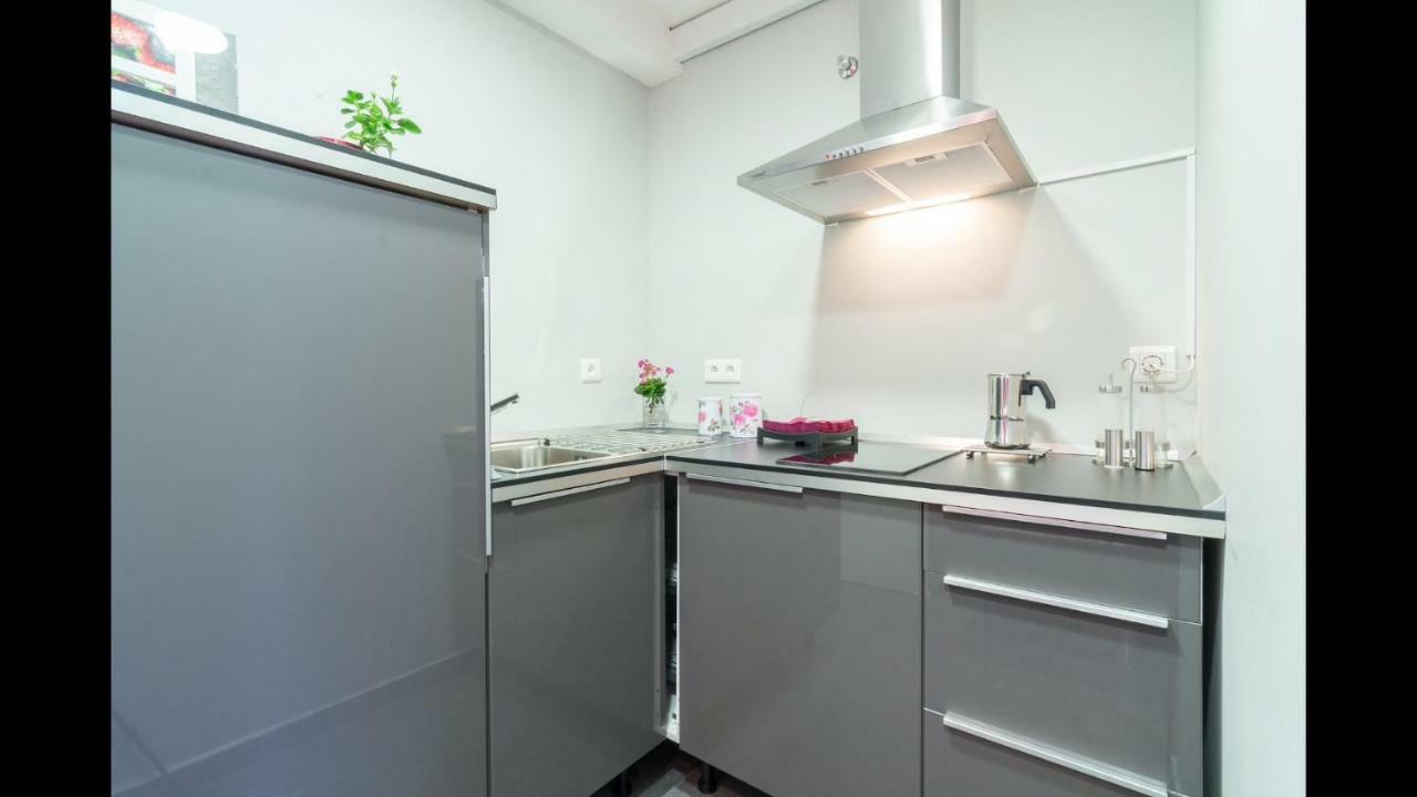 Kentia Rooms Malaga Ngoại thất bức ảnh
