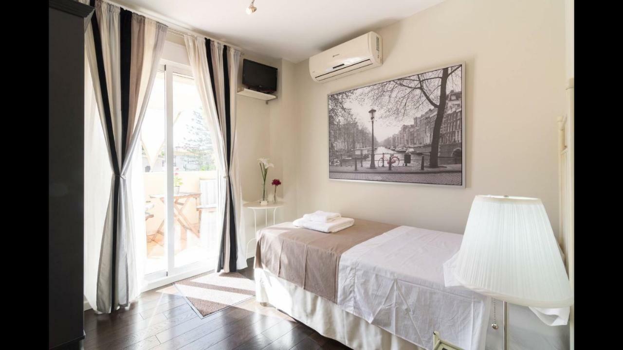 Kentia Rooms Malaga Ngoại thất bức ảnh