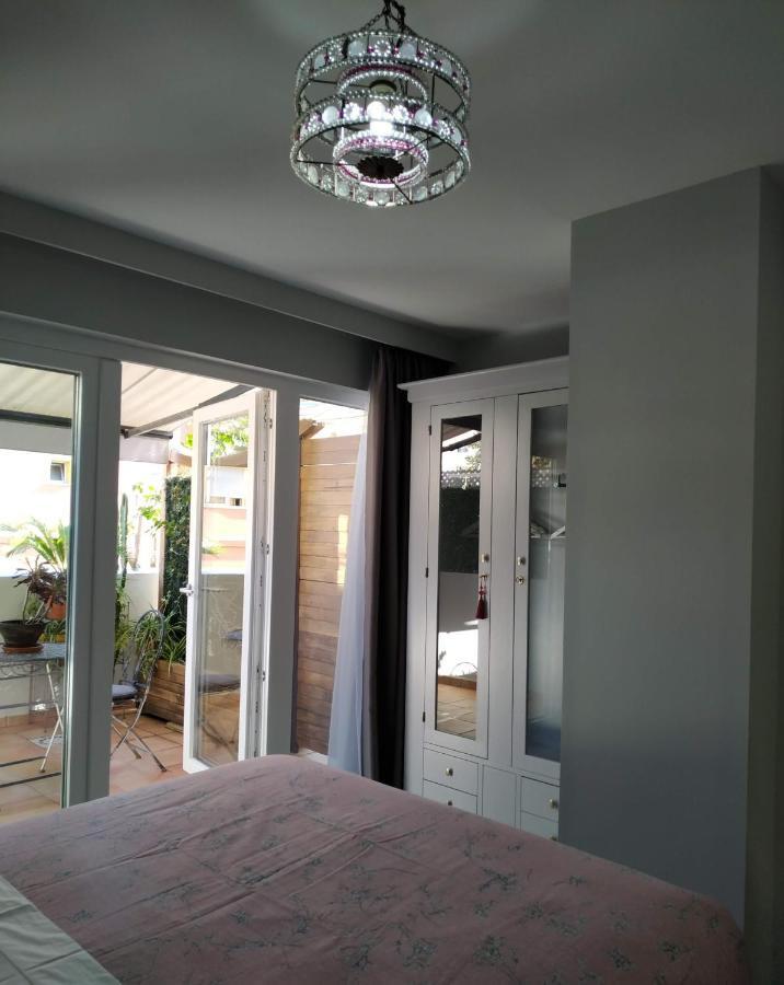Kentia Rooms Malaga Ngoại thất bức ảnh